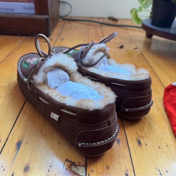 NWOT KJP Cozy Cabin Moccasins - Picture 6 of 6